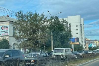Пробка образовалась на Бабушкина в Чите из-за ДТП в районе «Карибов» - chita.ru - Забайкальский край - Чита
