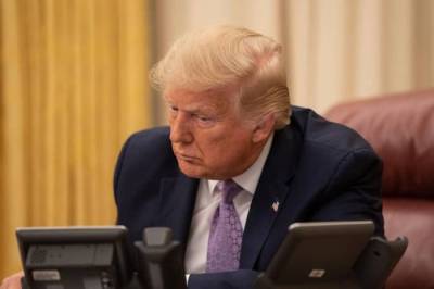 Дональд Трамп - Трамп считает, что американские войска выглядят слабыми в результате терактов в Кабуле - trend.az - США - Афганистан - Кабул