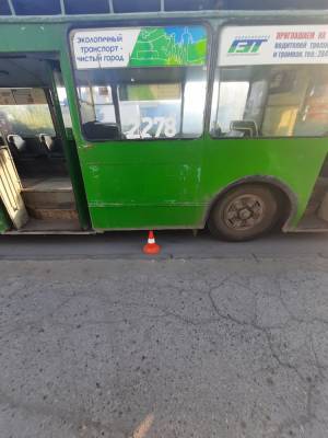 В Новосибирске СК начал проверку после наезда троллейбуса на ребенка - runews24.ru - Россия - Новосибирск - Новосибирская обл.