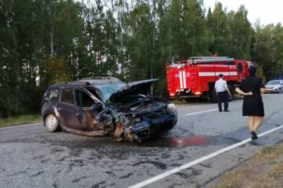 Два автомобиля столкнулись в Кизнерском районе в Удмуртии - izhevsk.mk.ru - респ. Удмуртия - район Кизнерский
