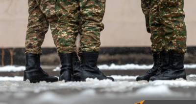 Никол Пашинян - Ночь у здания кабмина Армении: родители без вести пропавших требуют встречи с Пашиняном - ru.armeniasputnik.am - Армения - Ереван