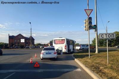 26 августа на улицах Йошкар-Олы пострадали три женщины - mk.ru - респ. Марий Эл