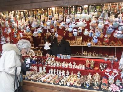 Петербургским ярмаркам разрешили работать на месяц дольше - rosbalt.ru