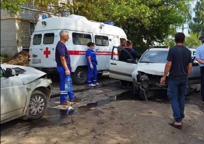 В Скопине пьяный водитель Volkswagen вылетел на встречку и лоб в лоб столкнулся с ВАЗ-2110 - ya62.ru - Рязанская обл.