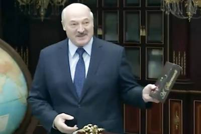 Александр Лукашенко - Белоруссия создала коньяк для конкуренции с Hennessy - lenta.ru - Белоруссия