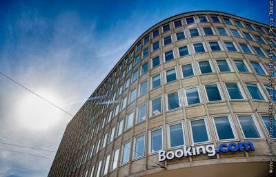 Booking.com решил обжаловать решение ФАС о штрафе - interfax.ru - Москва