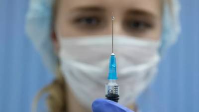 Алексей Добровольский - Минздрав планирует привить от гриппа более 87 млн россиян - russian.rt.com - Россия