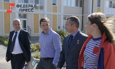 Евгений Куйвашев - Дамир Юсупов - Герой России с полевчанами попросил школу у свердловского губернатора - fedpress.ru - Россия - Свердловская обл.