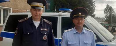 Инспекторы ГИБДД помогли женщине выйти из леса под Новосибирском - runews24.ru - Новосибирск - Новосибирская обл.