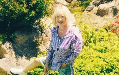 Алла Пугачева - "Протезы неправильно сделали? Прикус страдает?": Алла Пугачева с вечно открытым ртом разозлила сеть - akcenty.com.ua - Россия - Украина