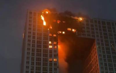 В Китае возник пожар в небоскребе - korrespondent.net - Китай - Украина - Далянь