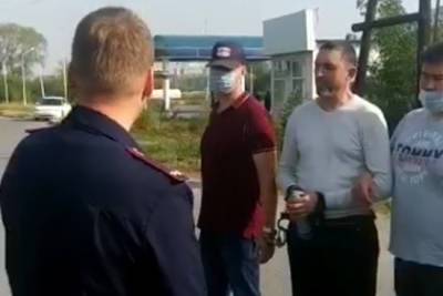 Появились фото следственных действий с обвиняемым в убийстве девочки в Тюмени - lenta.ru - Тюмень