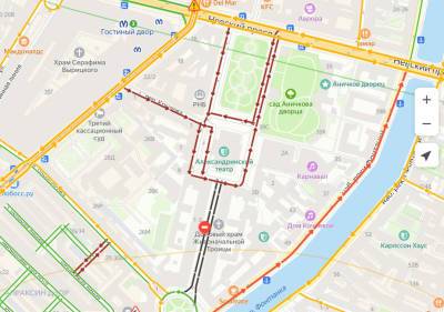 В Петербурге у Александрийского театра образовалась серьезная пробка - neva.today - Россия - Санкт-Петербург - г. Александрия