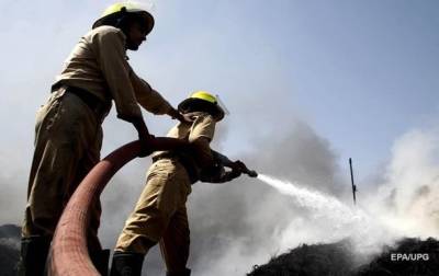 На химфабрике в Пакистане случился пожар: 15 погибших - korrespondent.net - Украина - Пакистан - Карачи