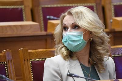 Татьяна Голикова - Алексей Кузнецов - Вице-премьер Голикова оценила июльский рост смертности в России - lenta.ru - Россия