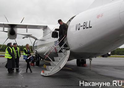 Самолёт "ЮТэйра", вылетевший из Сургута в Новосибирск, вернулся в аэропорт из-за датчика электросистемы - nakanune.ru - Новосибирск - Сургут