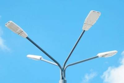 На некоторых улицах поселка под Тверью отсутствует свет - tver.mk.ru - Тверь - Тверская обл. - район Калининский