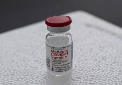 В Японии два человека скончались после вакцинации от коронавируса препаратом Moderna - argumenti.ru - Челябинская обл. - Япония