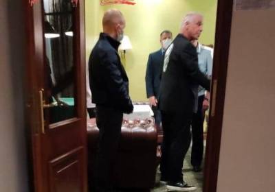Тилль Линдеманн - В России полиция ночью наведалась к солисту группы Rammstein Тиллю Линдеманну - kp.ua - Россия - Украина - Тверская обл.