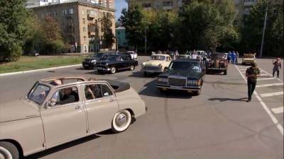 Евгений Попов - Телеведущий Евгений Попов прокатился на "Победе" - tvc.ru - Москва - окр. Западный