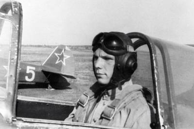 Юрий Гагарин - От куда на лице Гагарина появился шрам - russian7.ru