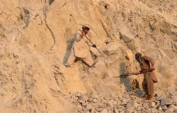 Дмитрий Орешкин - «Стоимость рудных ресурсов - триллион долларов»: Что будет с уникальными полезными ископаемыми Афганистана? - charter97.org - Россия - Белоруссия - Афганистан