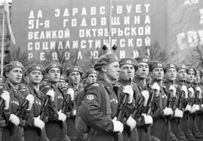 Какие береты были у советских десантников до голубых - russian7.ru - США - Англия - Германия - Франция