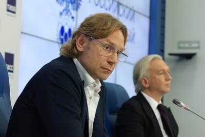 Валерий Карпин - Карпин рассказал об употреблении футболистами водки и сахара до его прихода - lenta.ru - Россия