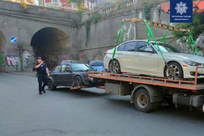 В Одессе авто дерзкого дрифтера забрал полицейский эвакуатор - odessa-life.od.ua - Украина - Одесса