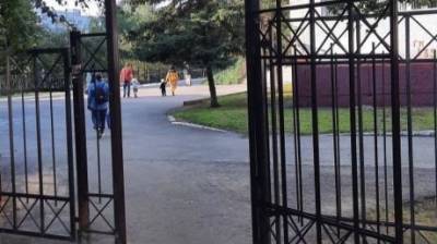 Пензенцы высказались об огороженных и закрытых территориях школ - penzainform.ru