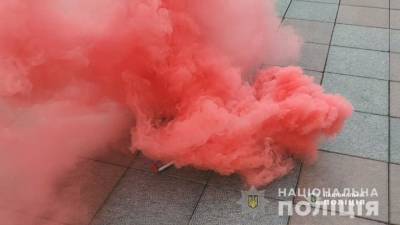 Противники ЛГБТ устроили массовую драку с полицией: что им грозит - odessa-life.od.ua - Украина - Одесская обл.