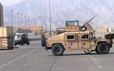 Джеймс Бэнкс - Талибам досталось американской военной техники почти на 100 млрд долларов - topcor.ru - Россия - США - Англия - Афганистан