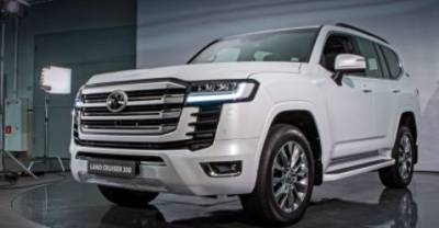 В Казахстане в ДТП попал первый Toyota Land Cruiser 300. ФОТО - enovosty.com - Казахстан