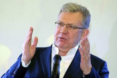 Алексей Кудрин - Кудрин анонсировал готовящиеся правительством меры по снижению бедности в РФ - mk.ru - Россия