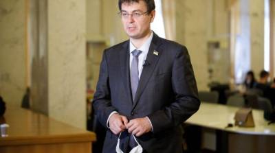 Даниил Гетманцев - Александр Радчук - Денис Шмыгаль - Гетманцев не исключил отставок в Кабмине осенью - ru.slovoidilo.ua - Украина