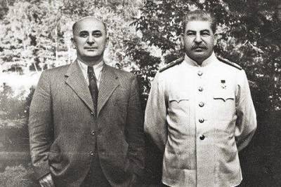 Лаврентий Берия - Какие страницы удалили из Большой советской энциклопедии после смерти Сталина - russian7.ru - Москва