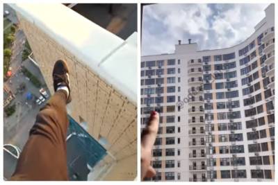 "Слабоумие и отвага?": в Одессе подросток свесился с высоты 25-го этажа, видео - politeka.net - Украина - Одесса