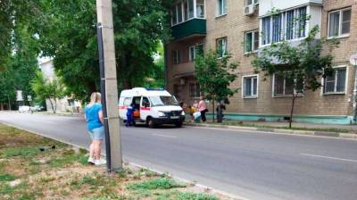 В Воронеже двухлетняя малышка выпала из окна 3 этажа - vestivrn.ru - Воронеж