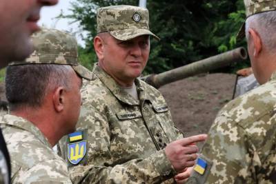 Валерий Залужный - Главнокомандующий ВСУ временно запретил чиновникам и парламентариям посещать зону ООС - vchaspik.ua - Украина