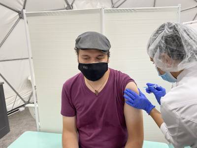 Петербуржцы не могут записаться на вакцинацию через «Госуслуги» - neva.today - Россия - Петербурга