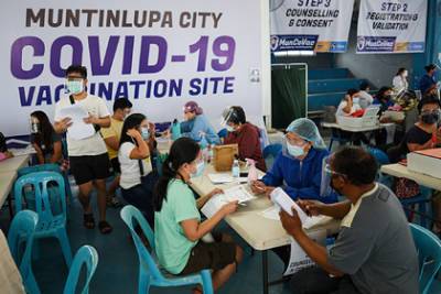 Родриго Дутерт - Филиппины разрешили США разместить военные базы в обмен на вакцины от COVID-19 - lenta.ru - США - Вашингтон - Филиппины - Манила - Manila