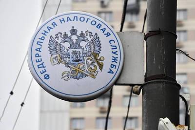 Сергей Леонов - Власти России отказались повысить сумму налогового вычета - lenta.ru - Россия