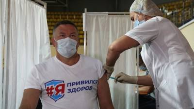 Олег Кувшинников - Вологодский губернатор сделал повторную прививку от коронавируса - dp.ru - Вологодская обл. - Вологда