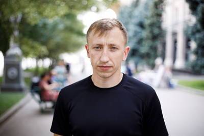 Владимир Зеленский - Петр Порошенко - Александр Лукашенко - Виталий Шишов - Партия Порошенко призвала расследовать гибель лидера белорусских эмигрантов - lenta.ru - Украина - Белоруссия
