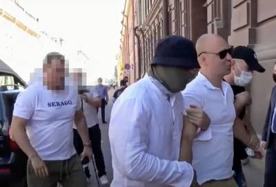 «Интересовался планами РФ в Арктике»: ФСБ опубликовала видео задержания консула Эстонии - znak.com - Россия - Санкт-Петербург - Эстония