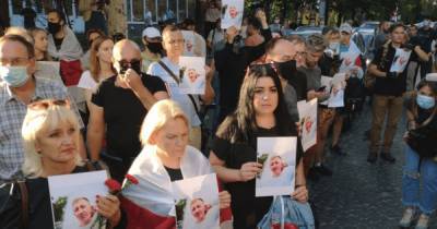 Виталий Шишов - Под посольством Беларуси в Киеве прошла акция в память убитого активиста Шишова (видео) - focus.ua - Украина - Киев - Белоруссия