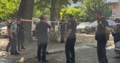 Совершил более 15 выстрелов: в Одессе расстреляли иностранца, объявлен план "Сирена" (фото, видео) - focus.ua - Украина - Одесса
