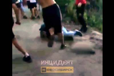 Толпа подростков избила школьника из-за девушки в Новосибирске - tayga.info - Новосибирск