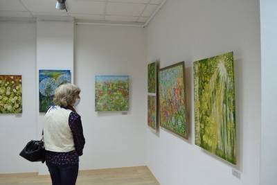 Выставки по батику, графике и живописи ждут северян в сентябре - murmansk.mk.ru - Московская обл. - Мурманск
