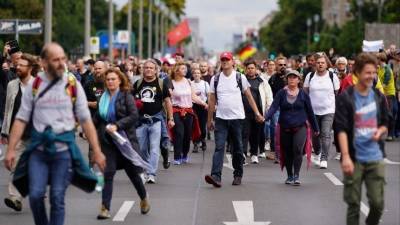 Наталья Иванова - Настоящей бойней закончились антиковидные протесты в Европе - 5-tv.ru - Лондон - Париж - Берлин - Европа